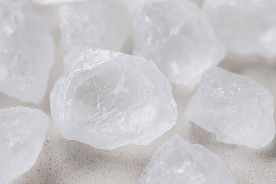 10 Powerful Benefits of Alum (Fitkari) You Should Know