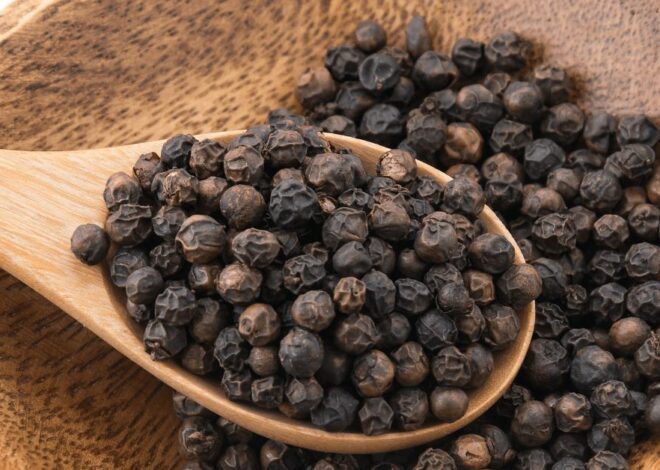 Seasonal Wellness with Black Pepper-Ayurvedic Tips & Recipes