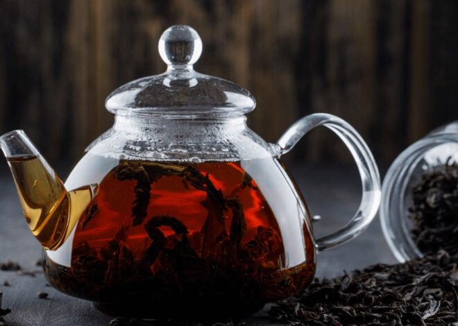 Why You Should Avoid Drinking Black Tea on an Empty Stomach